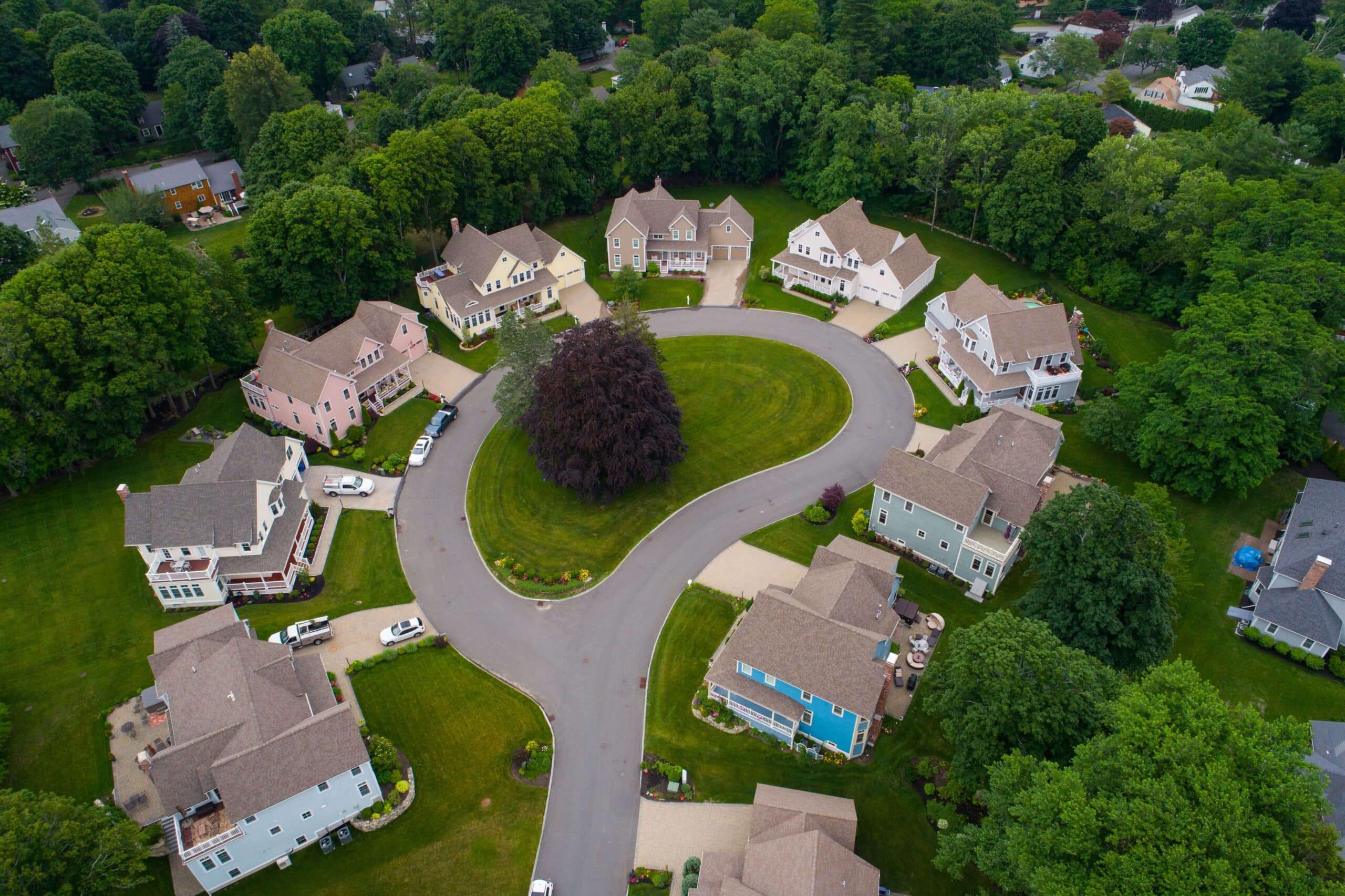 Aerial photograph of a residential cul-de-sac