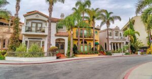 Luxury real estate properties in Long Beach